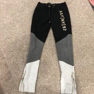 ABERCROMBIE multicolored leggings
